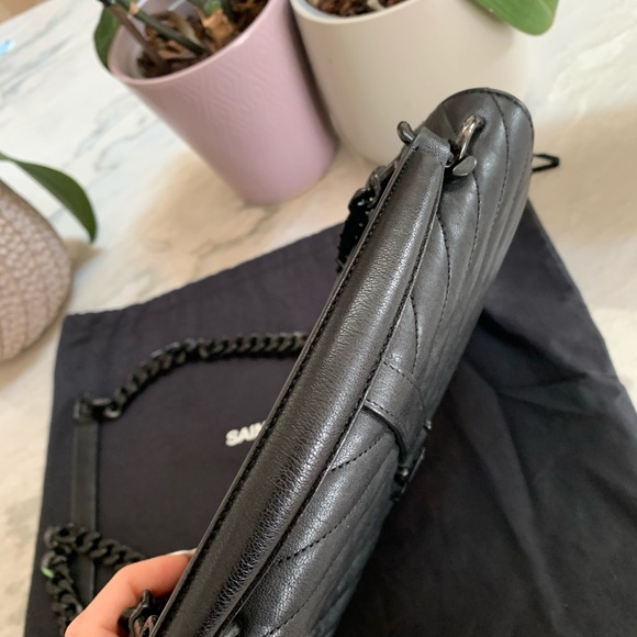 YSL Medium College Bag in Black Sold - Picture 6 of 16